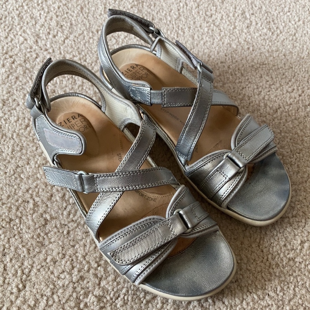 Ziera Super Support silver sandals